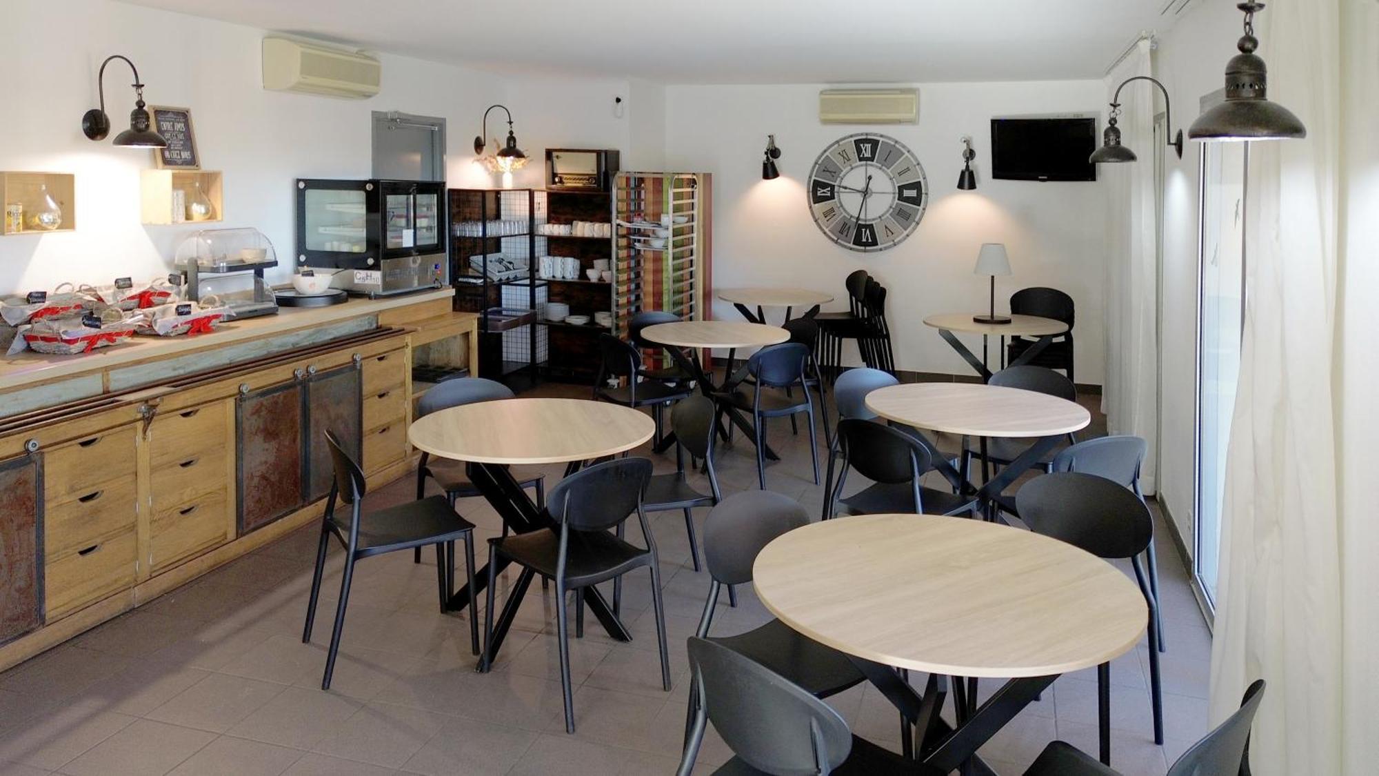 לס ואנס Hotel Le Vanseen מראה חיצוני תמונה