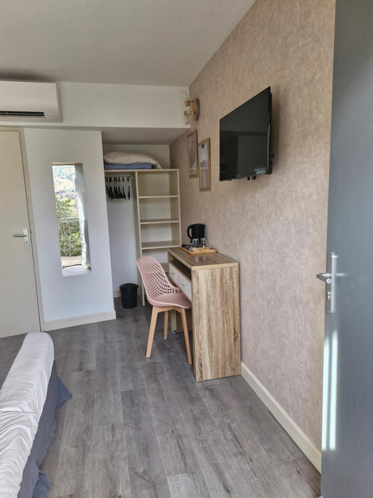 לס ואנס Hotel Le Vanseen מראה חיצוני תמונה